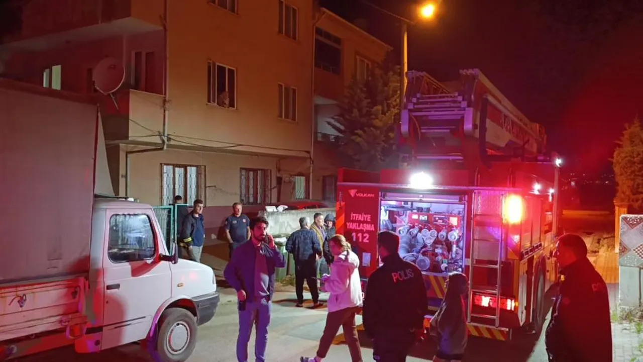 Bursa'da dehşet anları! Eski eşinin evine molotofkokteyli attı