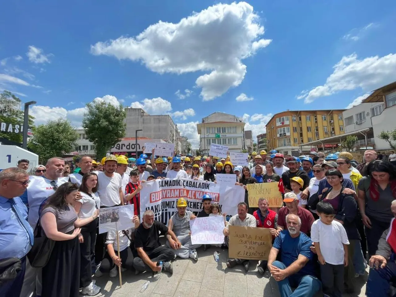 Edirne’deki eylemlere işçilerin aileleri de katıldı! Hak arayışı sürüyor