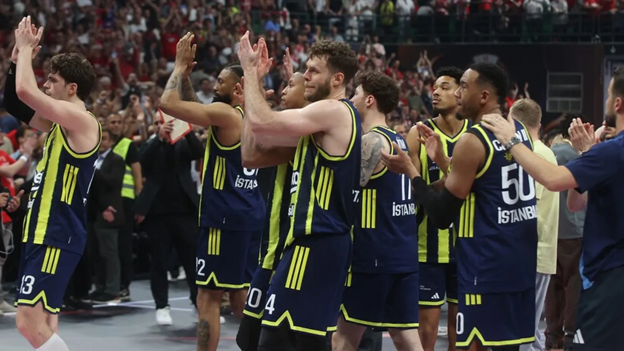Fenerbahçe'den EuroLeague'e resmi başvuru! Atina krizi için harekete geçildi
