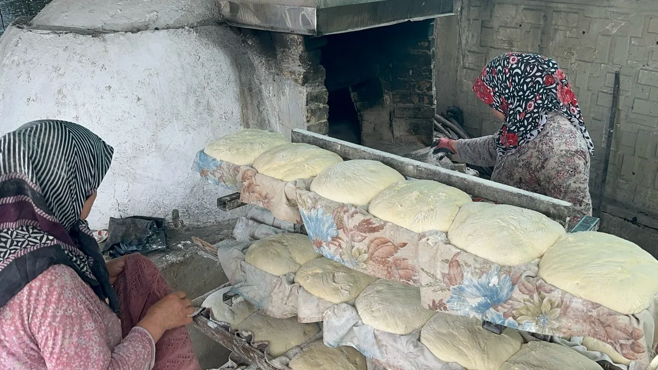Fiyatı 180 TL, bayramın vazgeçilmezi! 3 gün öncesinden mayalanıyor