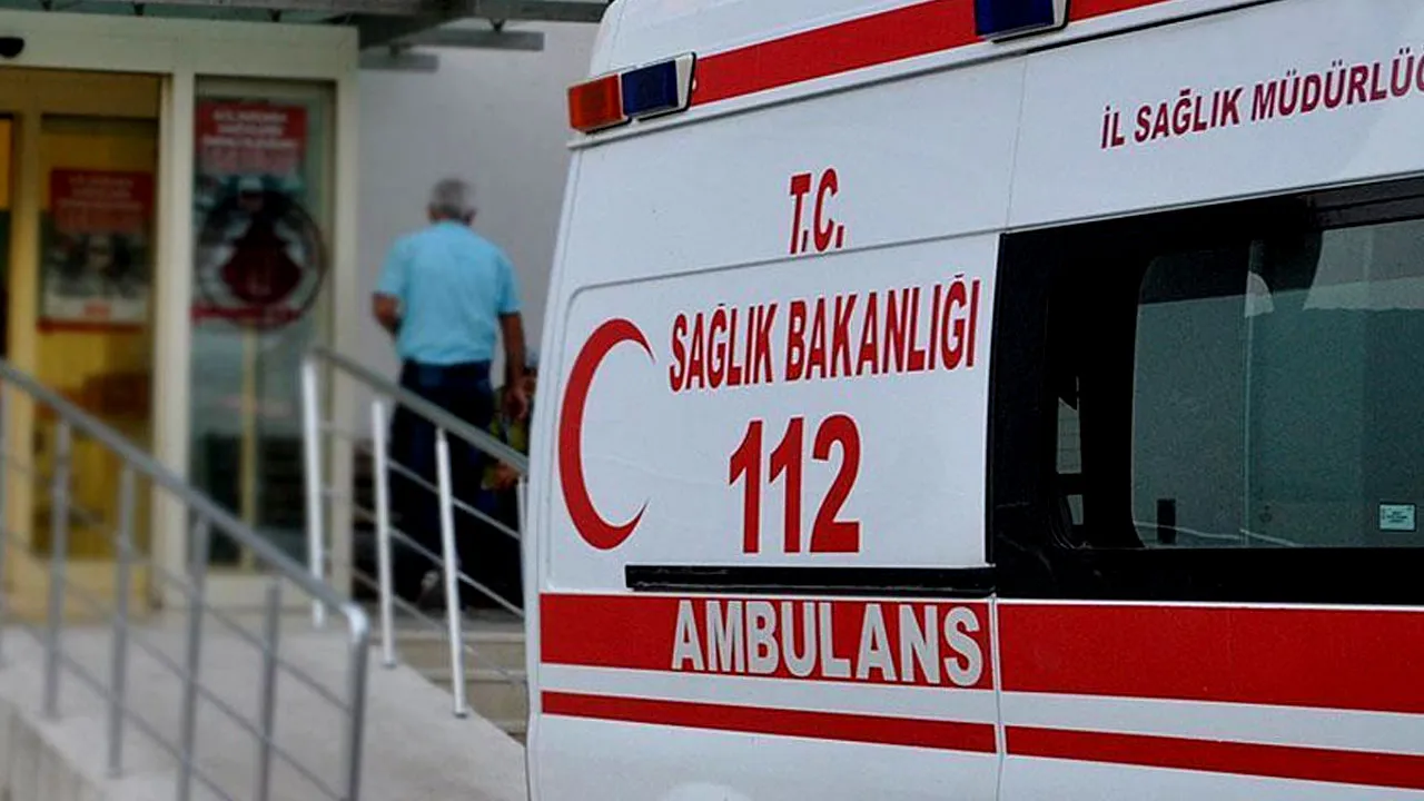 Hizmetler aksamayacak! 54 bin 334 sağlıkçı bayram nöbetinde