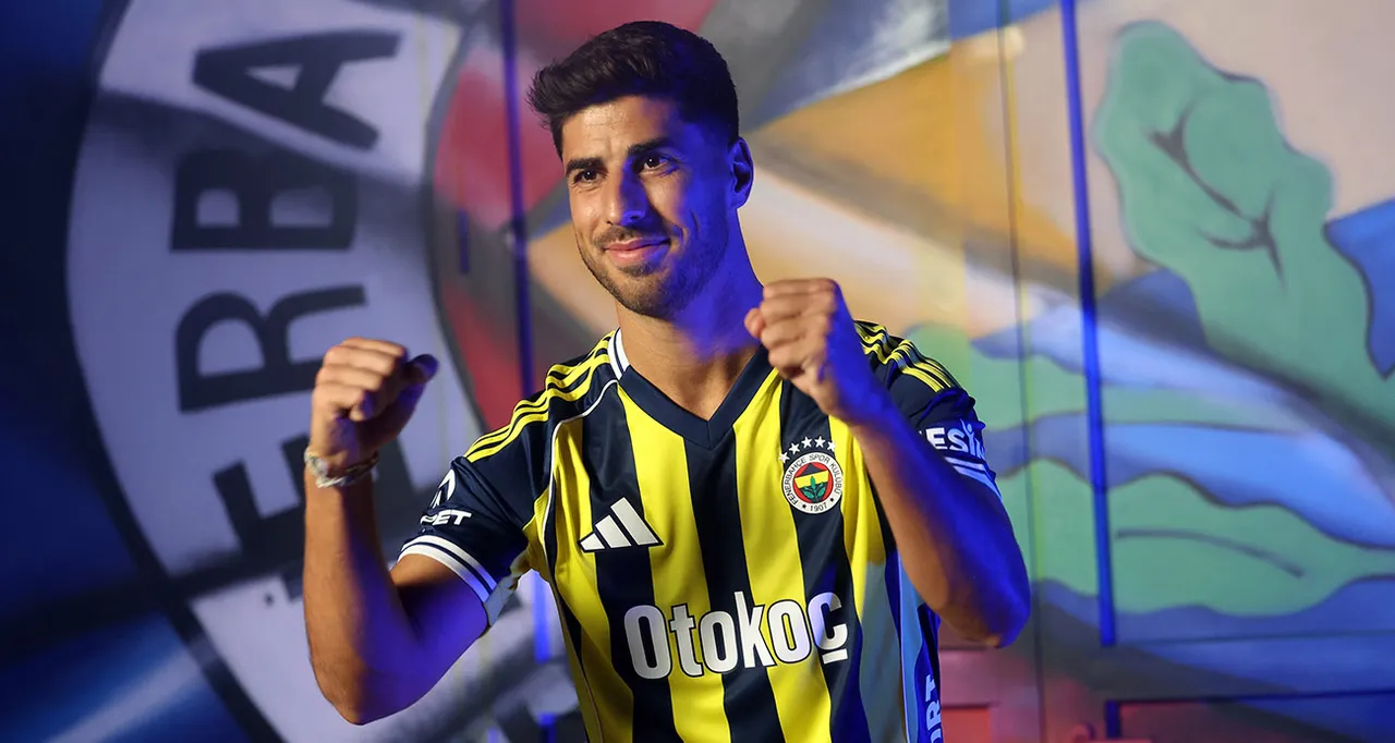 Marco Asensio, Fenerbahçe'de etkili bir sezon geçirdi.