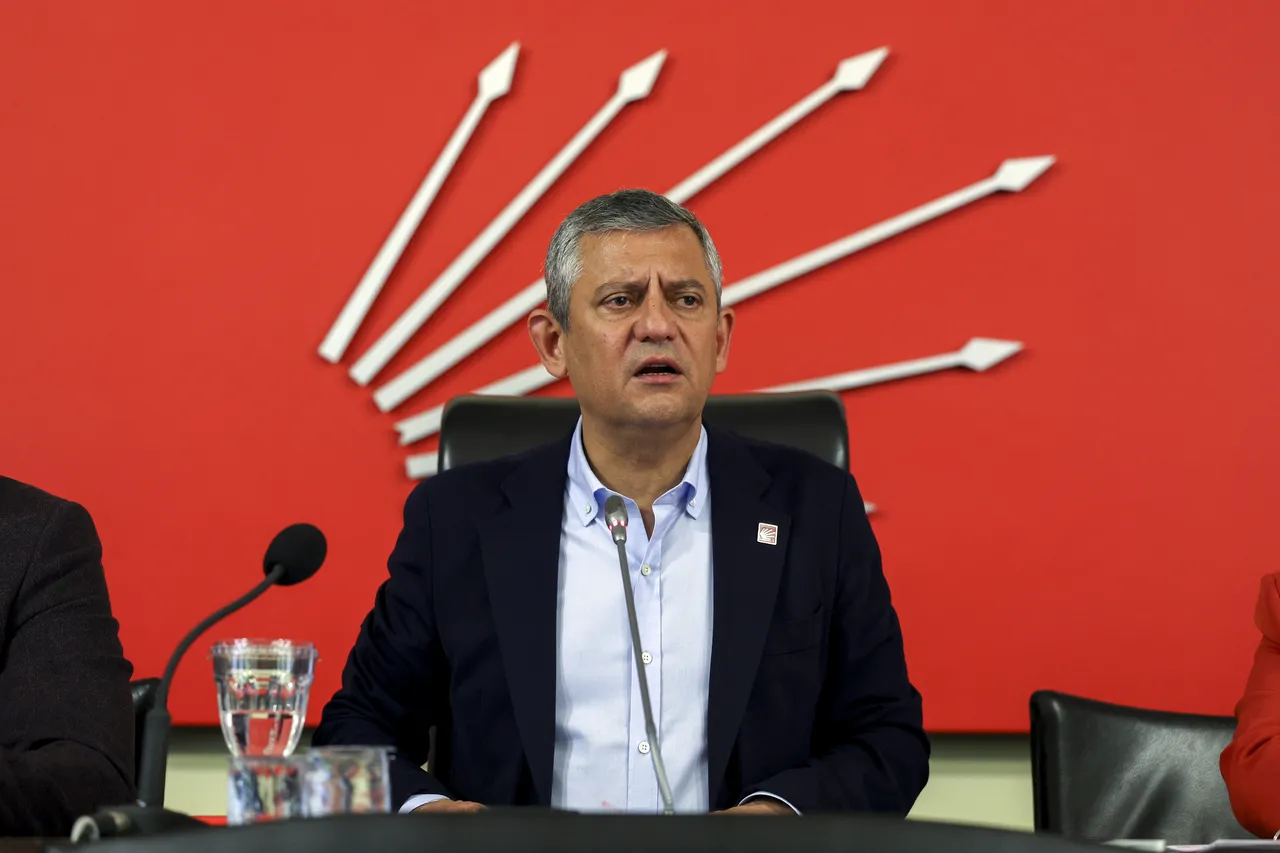 İstifa seçeneği masada... Özgür Özel’e yeni çalışma ofisi aranıyor