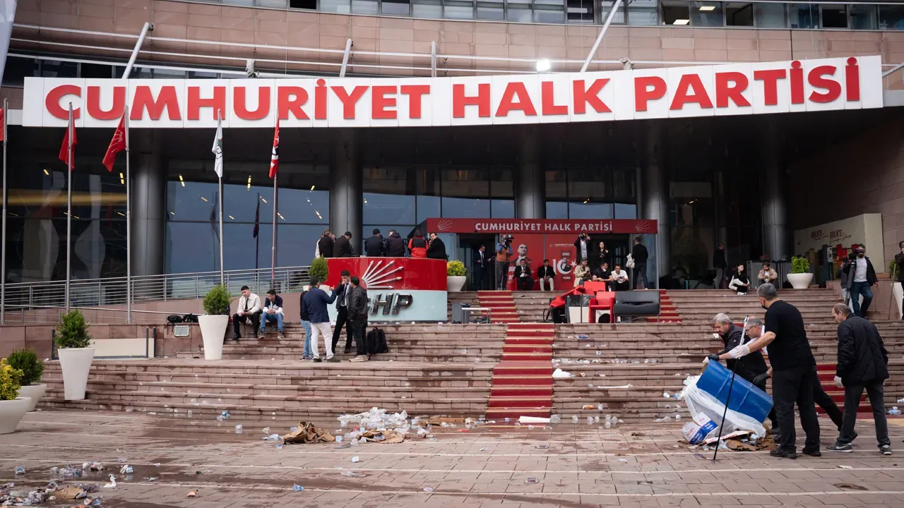 Kılıçdaroğlu, grup başkanlığı seçiminin yenilenmesi için dilekçe verdi