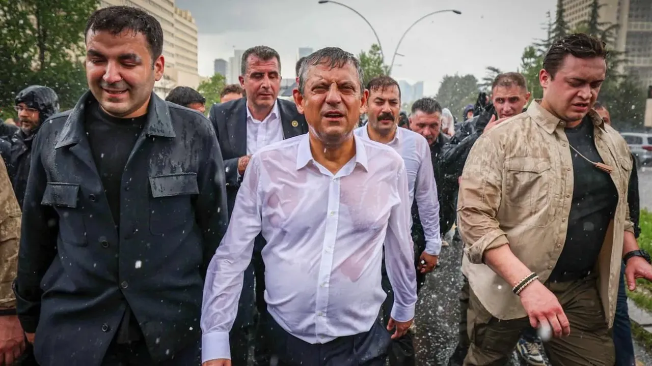 Kılıçdaroğlu'nun önceliği CHP'yi temizlemek! Özgür Özel'in dokunulmazlığı kalkabilir