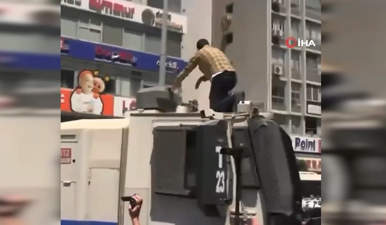 Özgür Özel’den Kemal Kılıçdarıoğlu’na teklif! ‘Kazanırsa elini öpüp yanında gezeceğim’