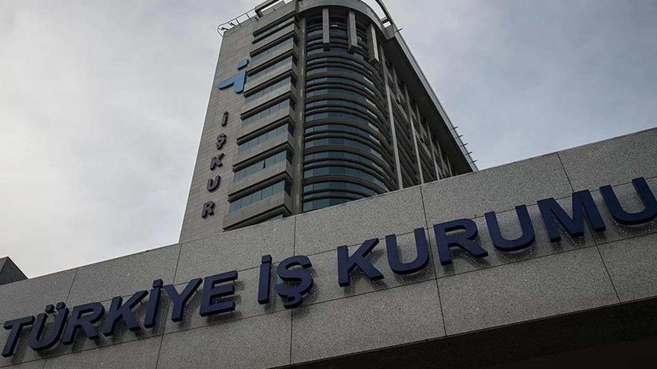8,5 milyon indirme sayısına ulaştı: İŞKUR Mobil'den 1,5 milyon iş başvurusu