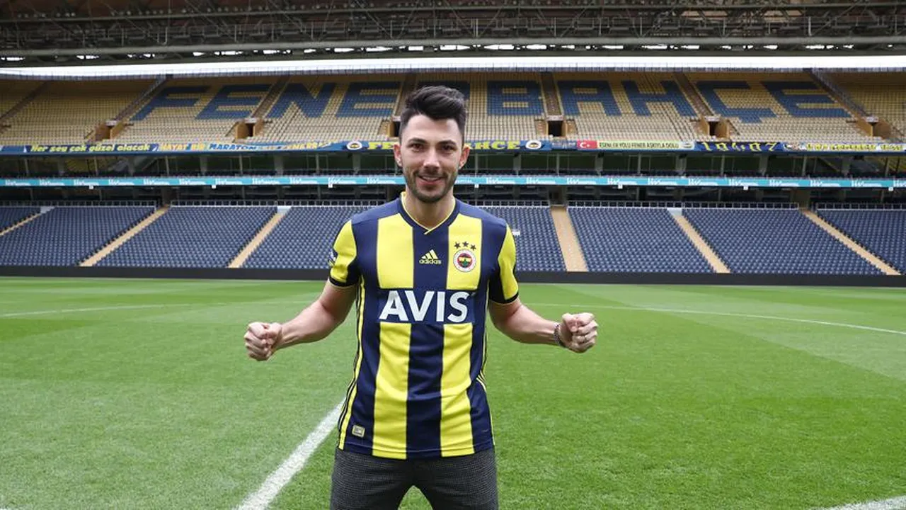 Tolgay Arslan