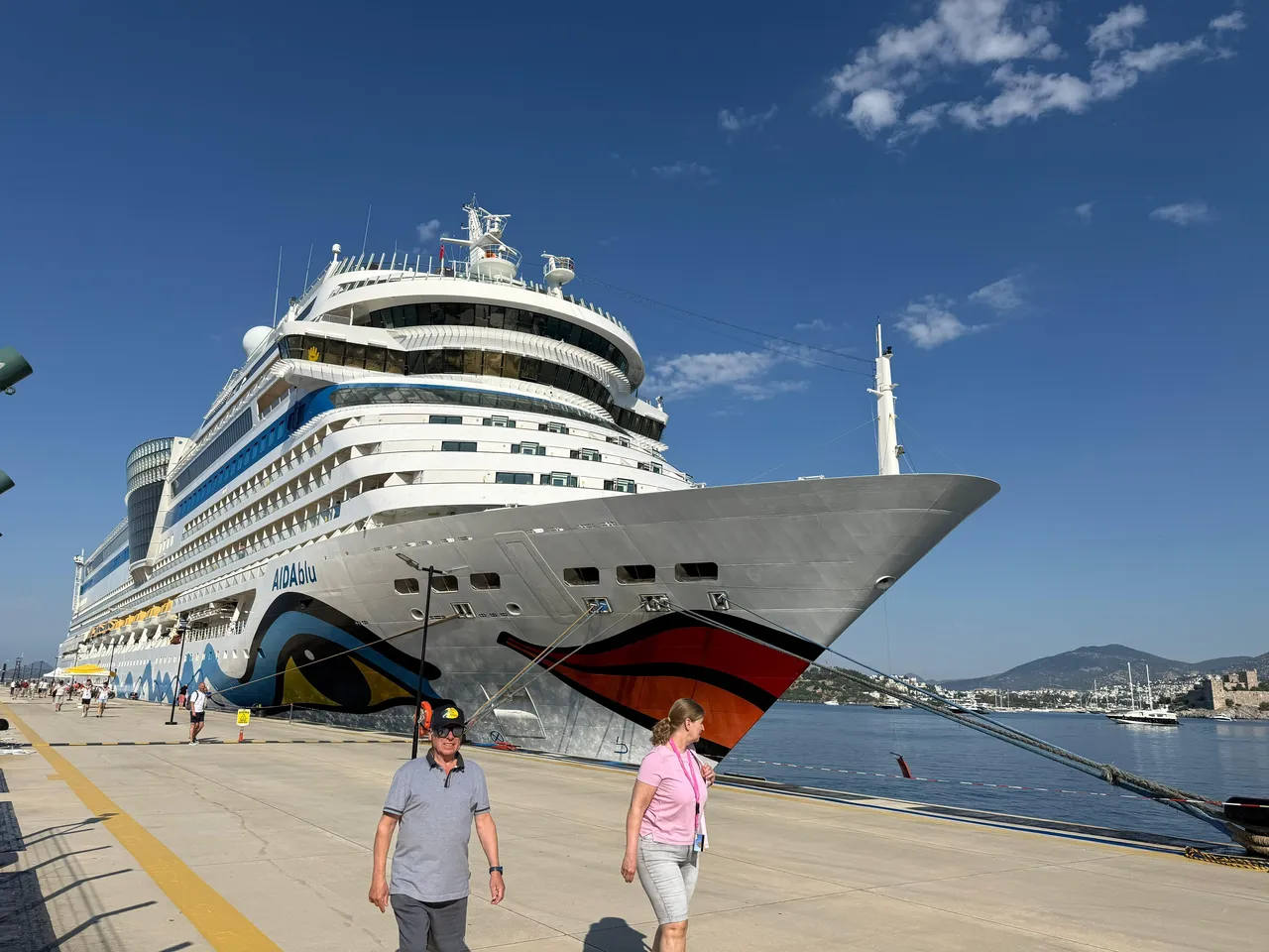 Dev kruvaziyer Bodrumda! 2 bin 377 turist getirdi