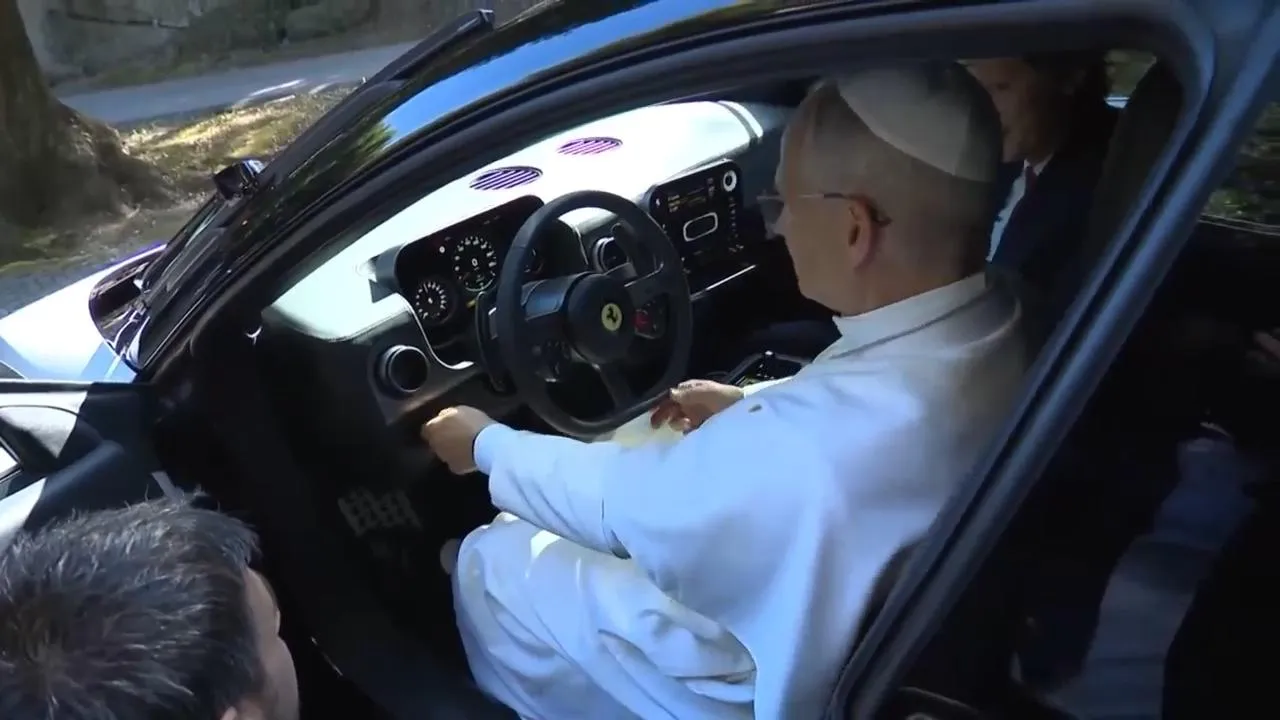 Ferrari’nin 25 milyon TL’lik modeli alay konusu oldu! Hisseler gece yarısı çakıldı: Şirket yöneticileri ateş püskürdü