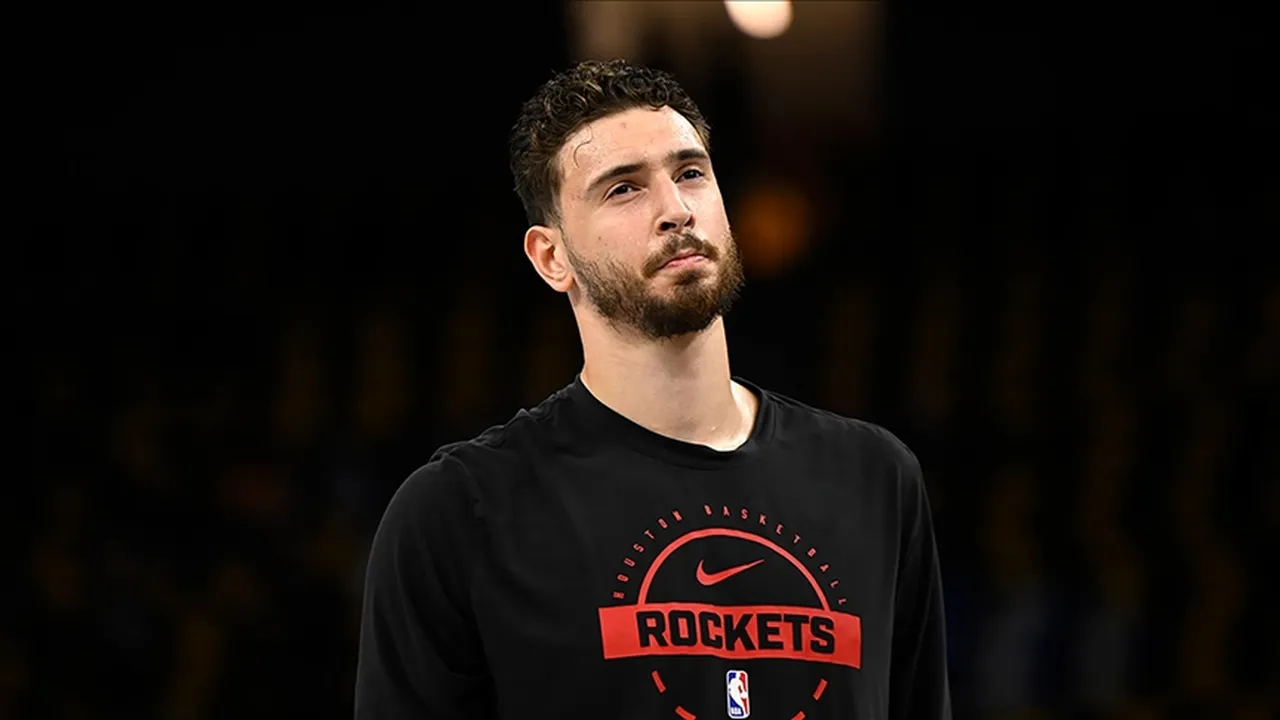 23 yaşındaki oyuncu, "üst üste ikinci defa All-Star seçilen ilk Türk" olarak tarihe geçti.