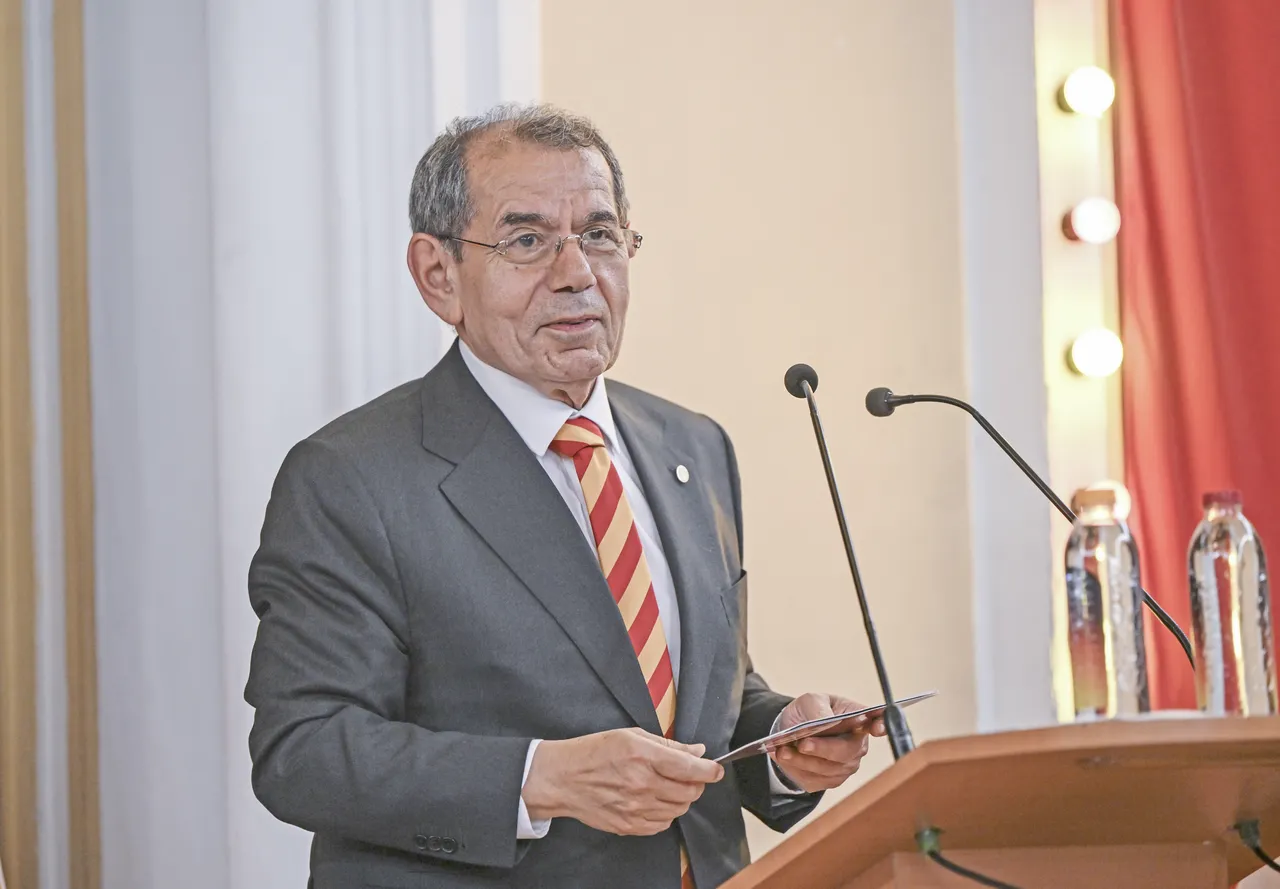 Okan Buruk imzayı atıyor! Yeniden başkan seçilen Dursun Özbek'in ilk hamlesi tecrübeli hocayla sözleşme yenileme olacak