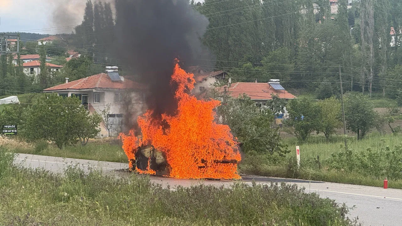 Amasya'da bayram günü feci kaza! Dede ve torunu can verdi