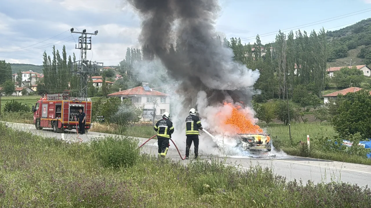 Amasya'da bayram günü feci kaza! Dede ve torunu can verdi
