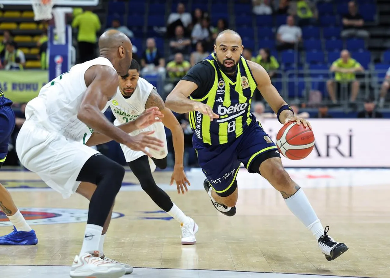 Maç sonucu: Fenerbahçe 94-72 Erokspor