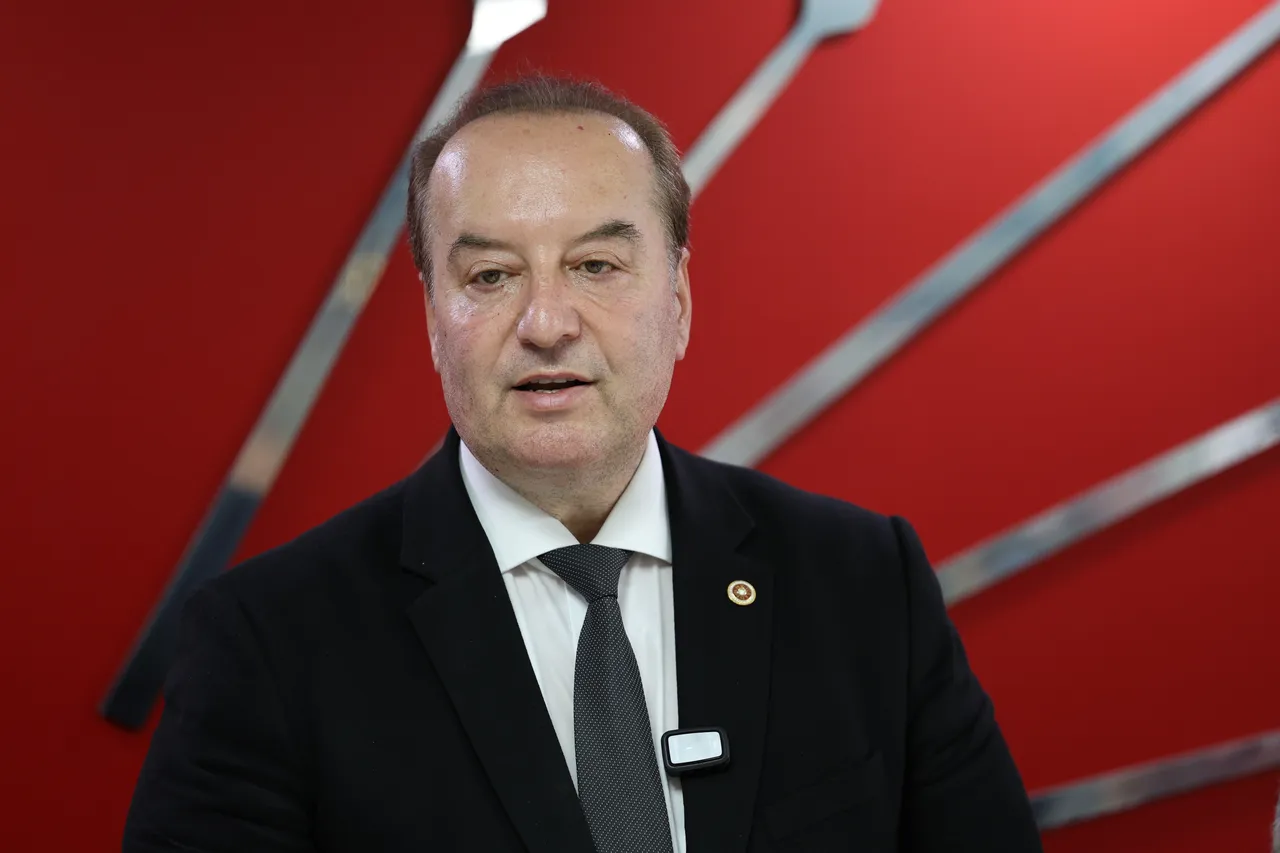 Bayramlaşmada Özel-Kılıçdaroğlu gerginliği! CHP'de dikkat çeken anlar