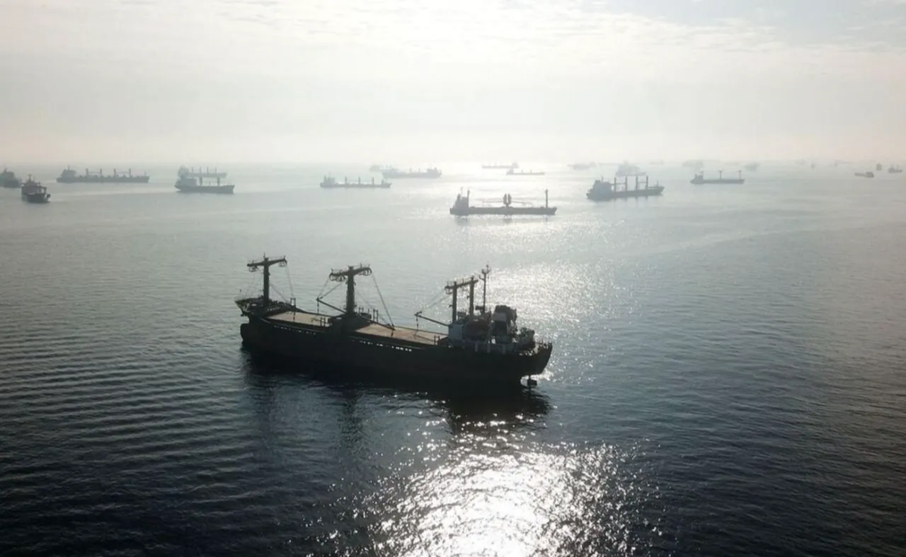 Karadeniz'de 3 tankere İHA saldırısı!