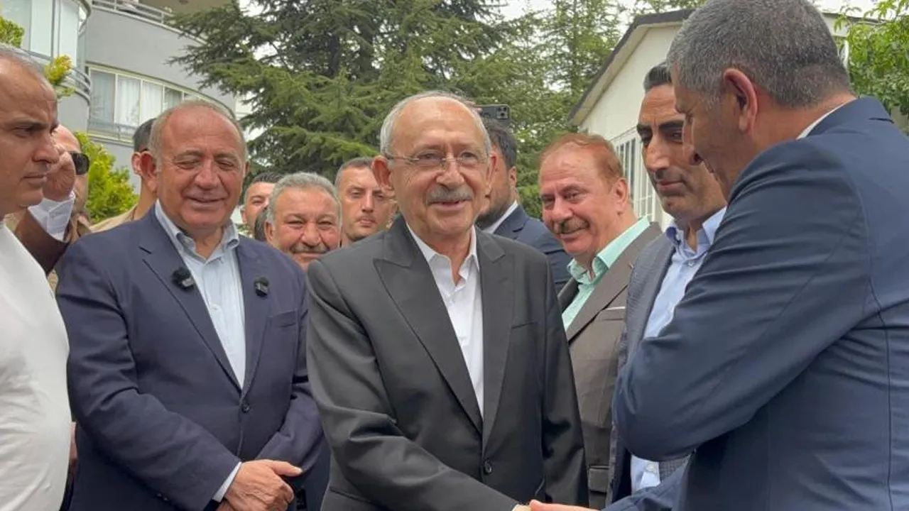 Kemal Kılıçdaroğlu partililerle bayramlaştı