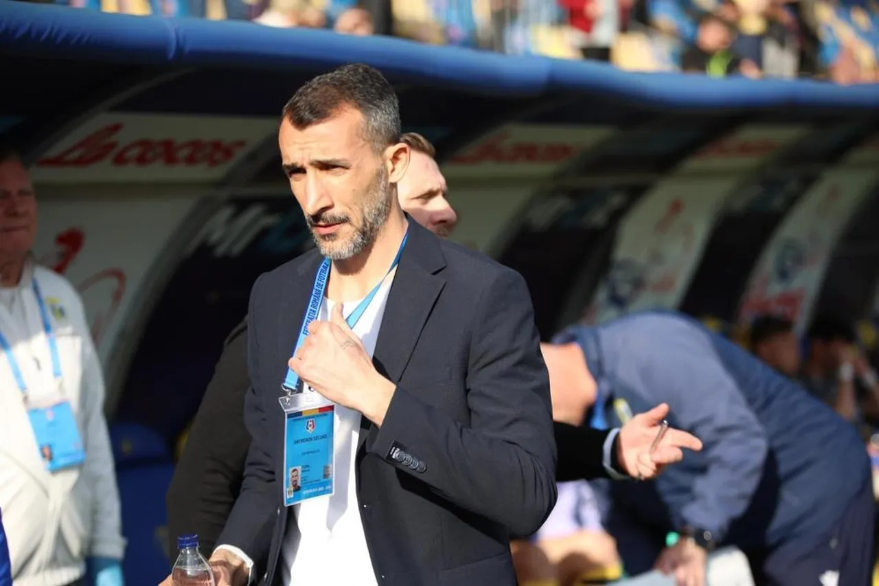 Futbolculuk kariyerinde Galatasaray, Valencia, Fenerbahçe, Başakşehir ve Beşiktaş'ta forma giyen Mehmet Topal, 2026  Dünya Kupası'nı yerinde takip edecek.