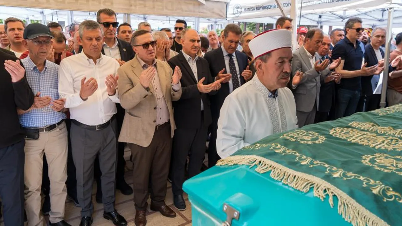 Özgür Özel'in acı günü! Amcası Necati Özel son yolculuğuna uğurlandı