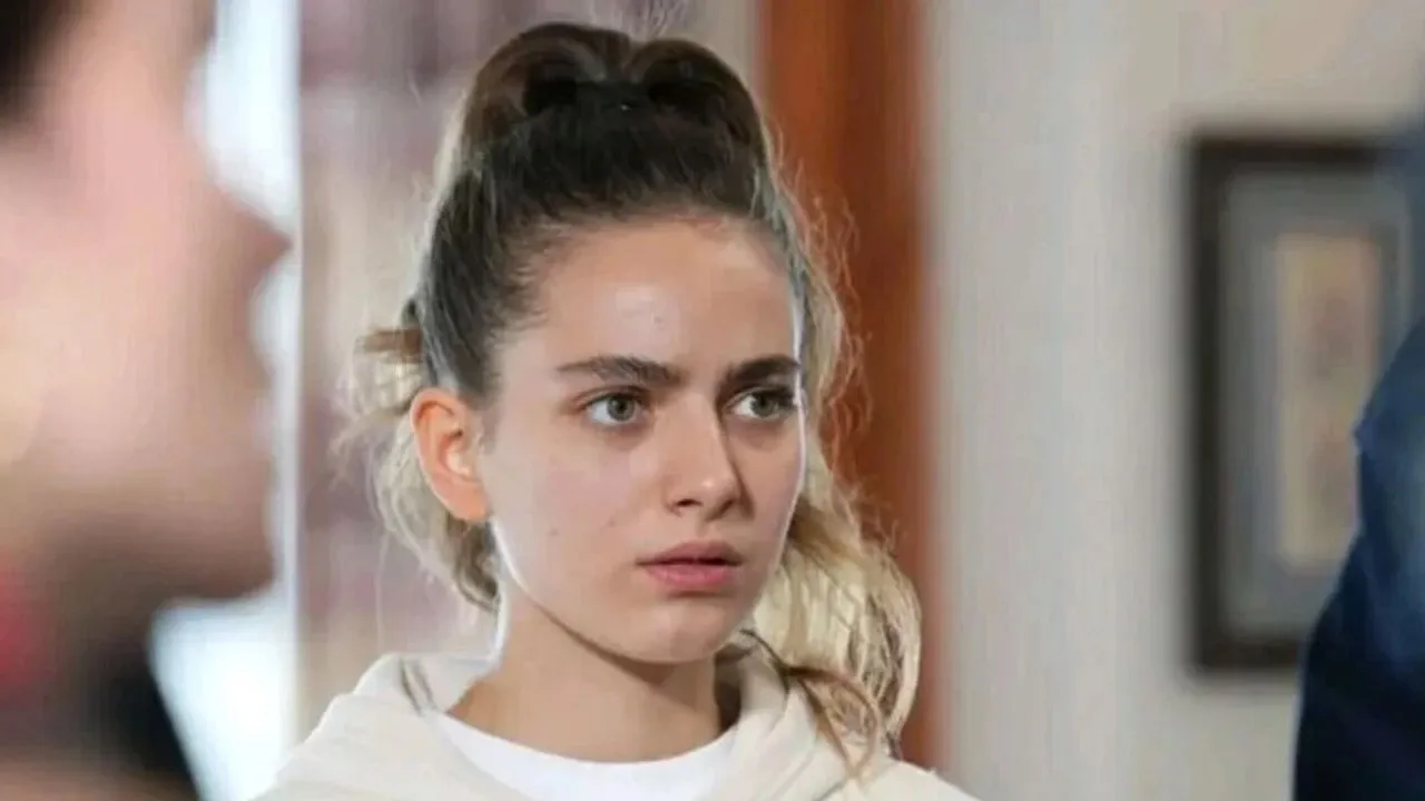 Ava Yaman