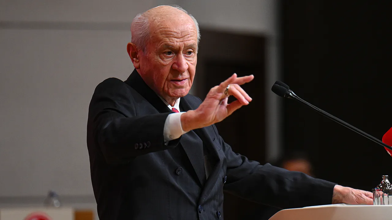 Bahçeli'den İstanbul'un fethi mesajı: Bütün dogmalar birer birer yıkıldı