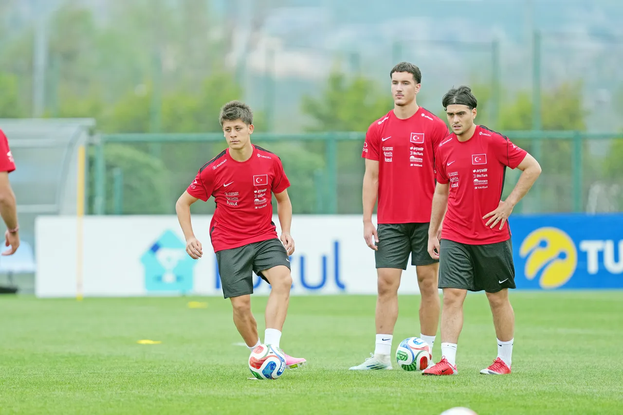 Dünya Kupası öncesinde Montella'yı zor bir seçim bekliyor: Kim gitsin?