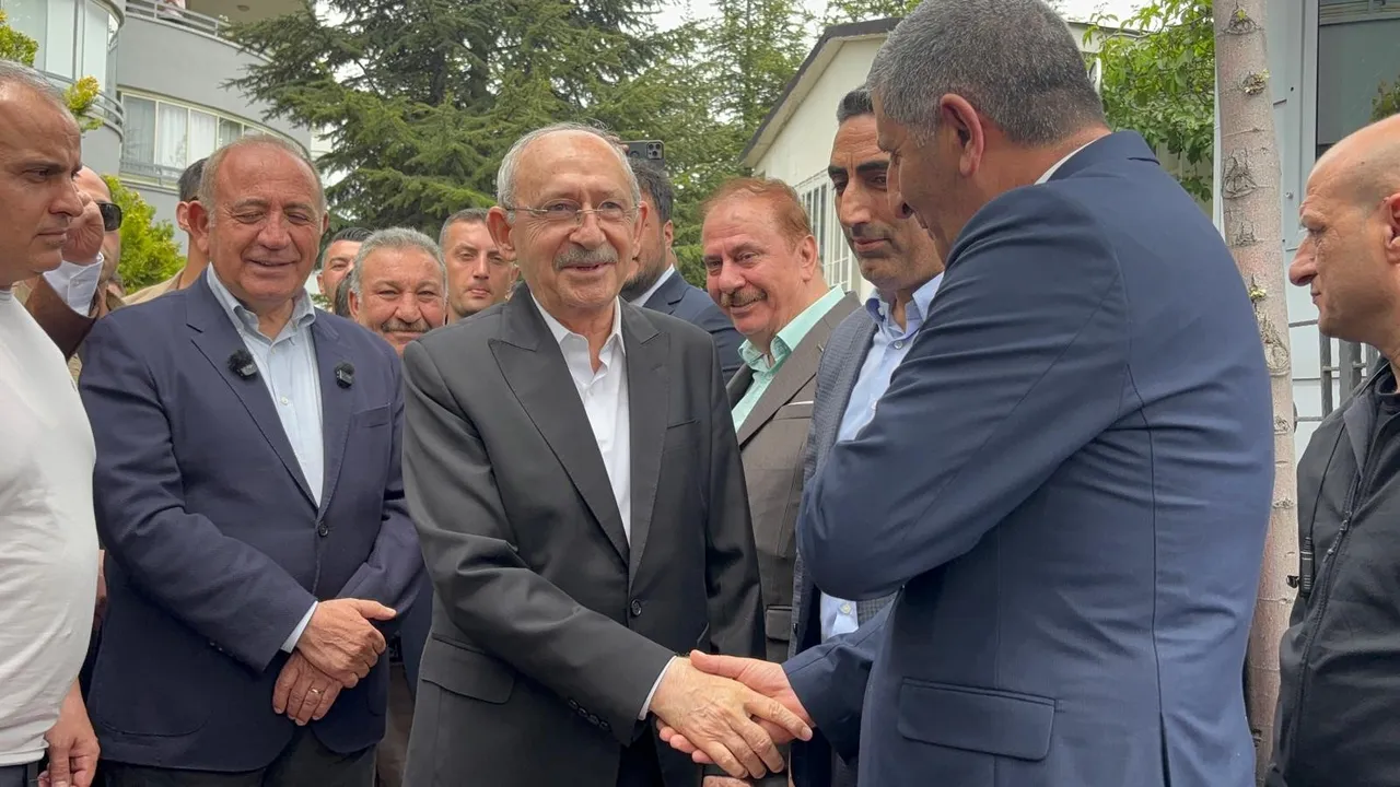 Kılıçdaroğlu yönetiminden Özgür Özelin mitingine iptal başvurusu
