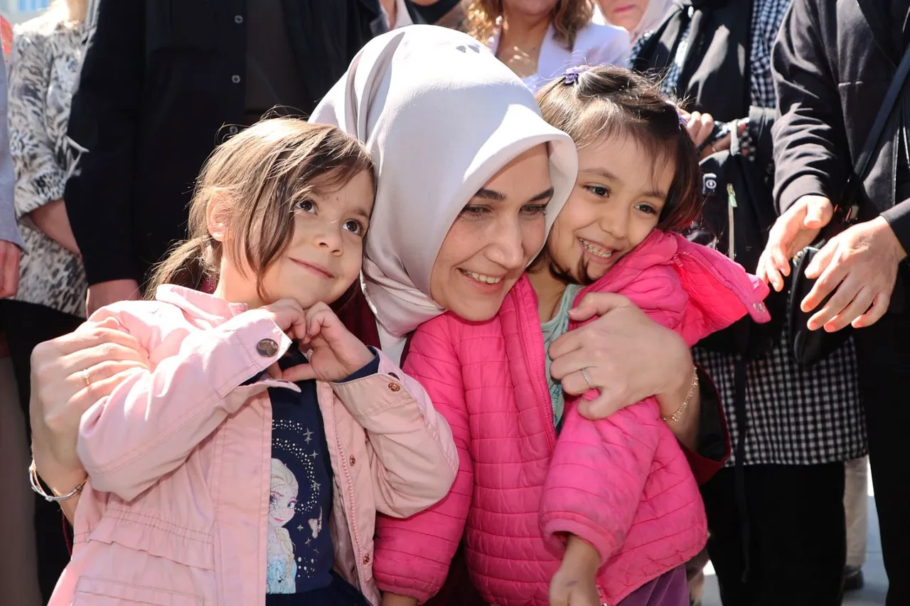 Kübra Güran Yiğitbaşı ile bayram sohbeti... "Benim rol modelim kaymakam babam"