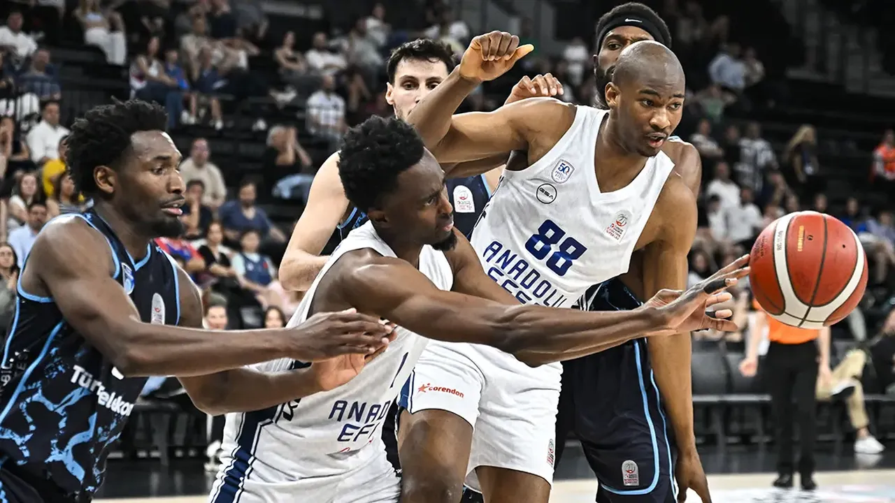 Türk Telekom-Anadolu Efes canlı yayın hangi kanalda, nerede izlenir, saat kaçta?