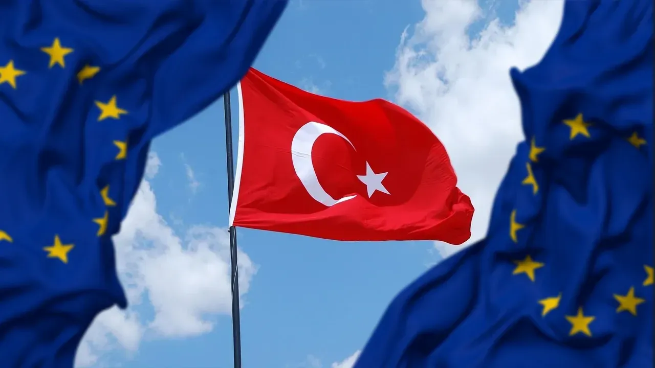 Türklere Schengen başvurusunda gece yarısı tuzağı! Gizlice devreye soktular, İtalya ve Fransa kotaları kısıldı!