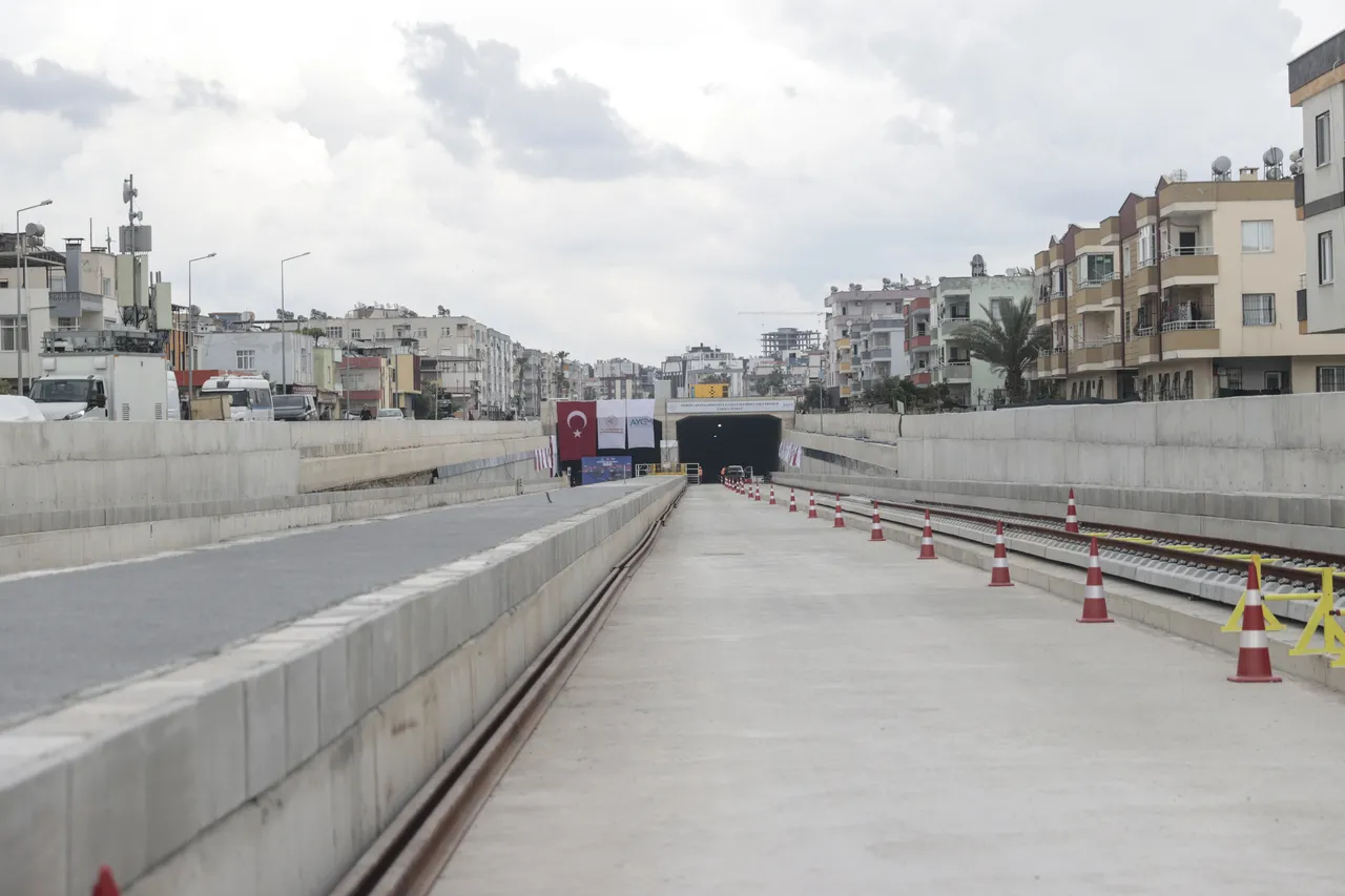 4 ili birbirine bağlayacak hızlı tren projesi! 6,5 saatlik yol 2 saat 15 dakikaya düşecek, 2027de hizmete açılacak