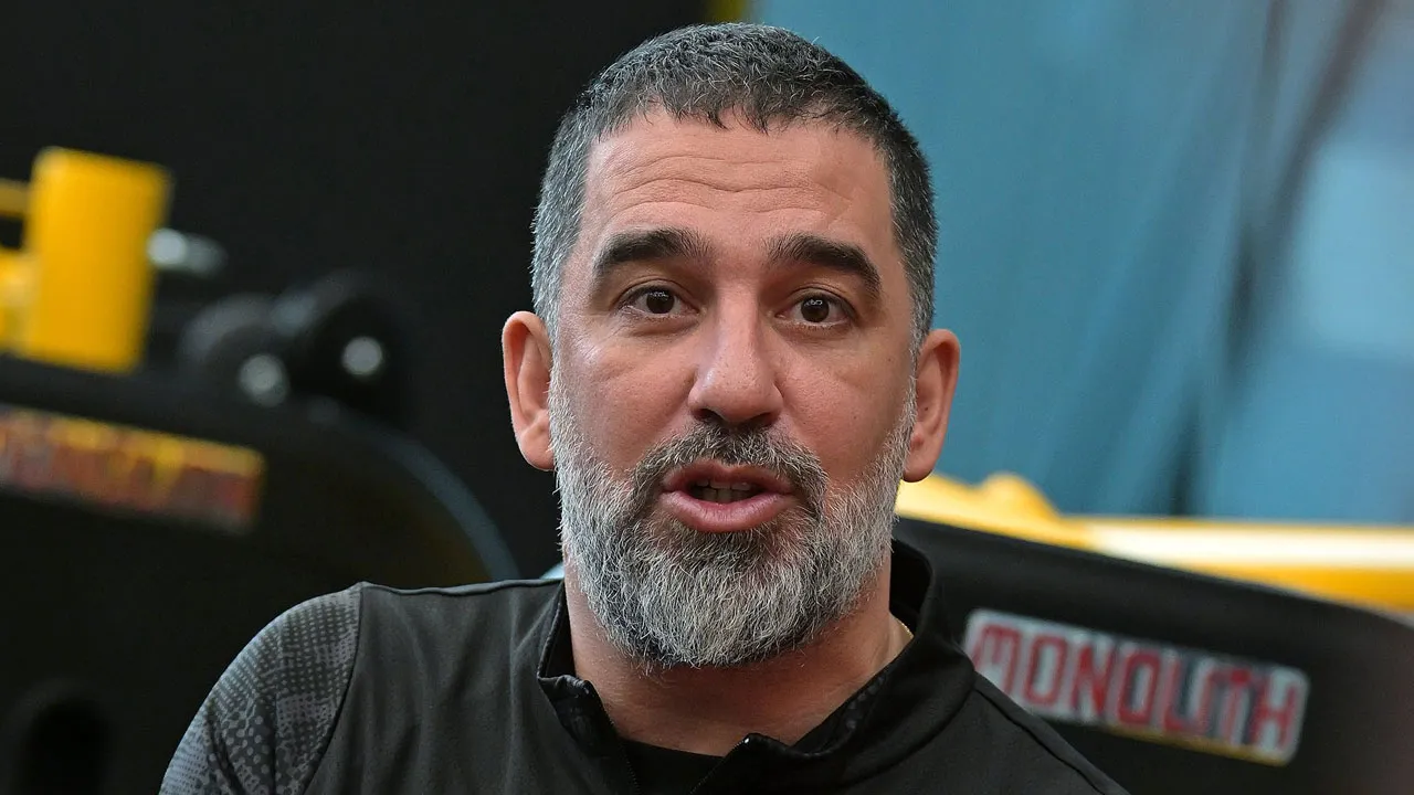 Arda Turan derbiyi kazandı, şampiyonluğa çok yaklaştı