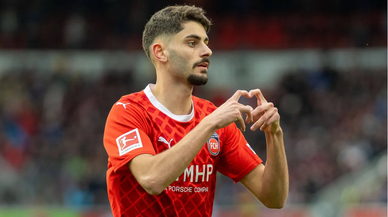 Heidenheim forması giyen milli futbolcu Eren Dinkçi