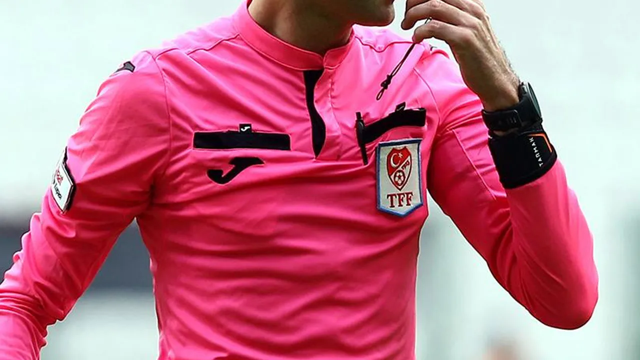 Hakemi darp eden bir futbolcu gözaltına alındı