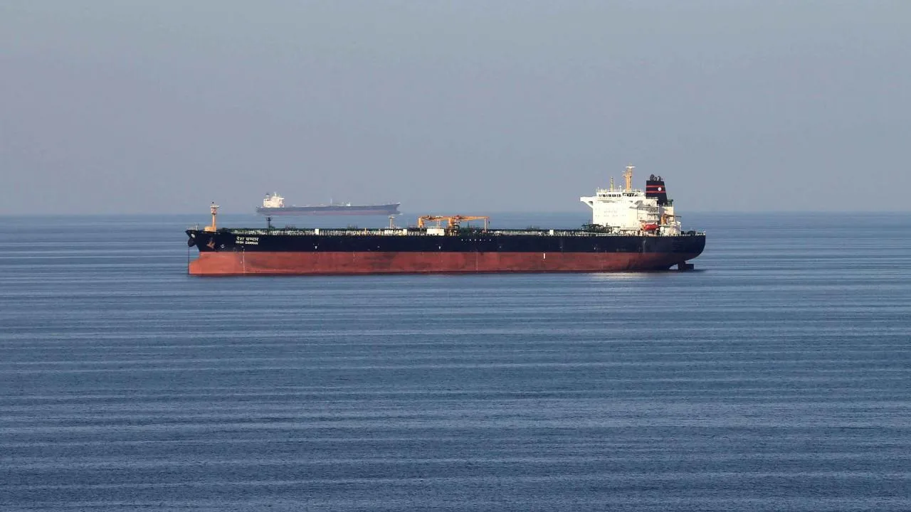 İran tankeri ablukayı deldi! Milyonlarca dolarlık petrol Asya-Pasifik’e ulaştı