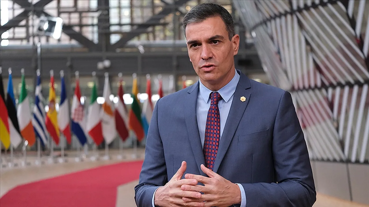 İspanya Başbakanı Pedro Sanchez'in uçağı Ankara'ya acil iniş yaptı!