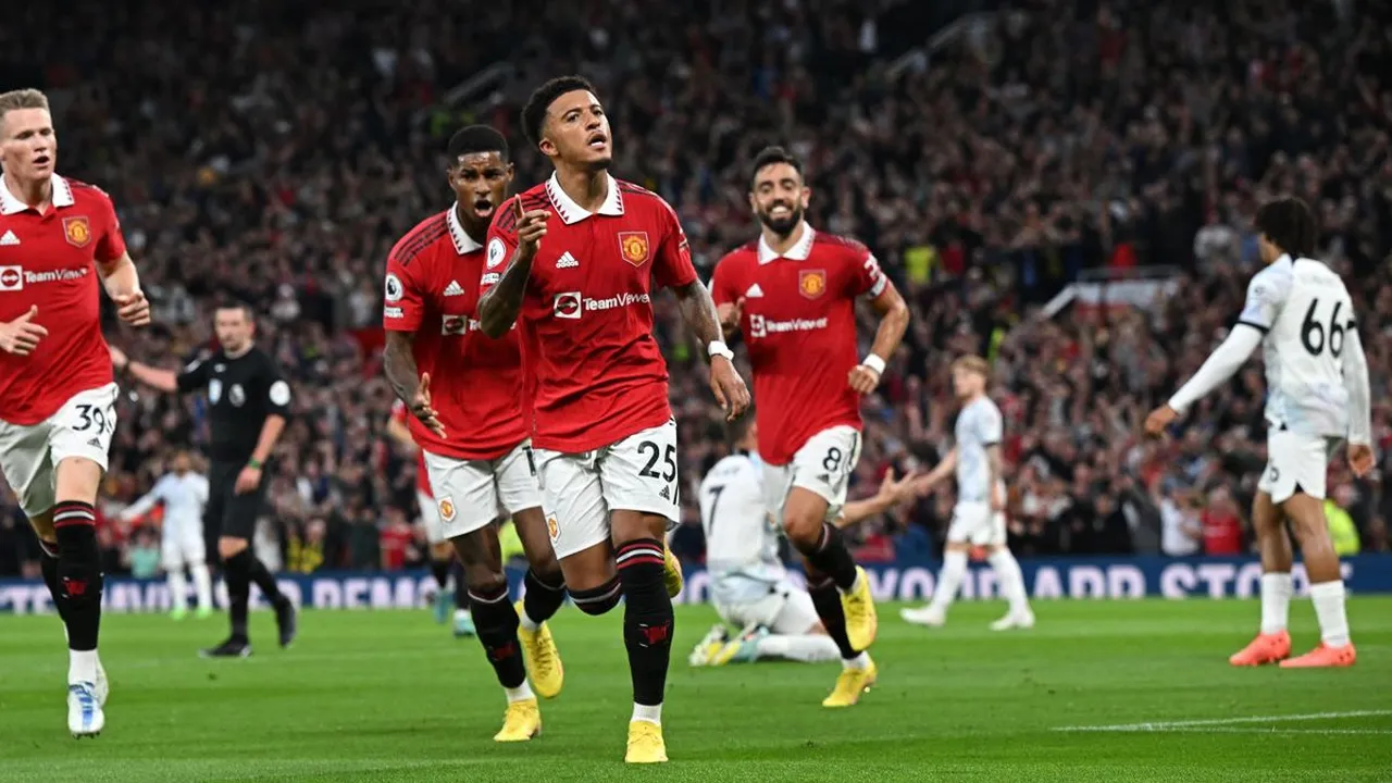 Manchester United-Liverpool maçı hangi kanalda, saat kaçta? Premier Lig canlı yayın bilgileri netleşti