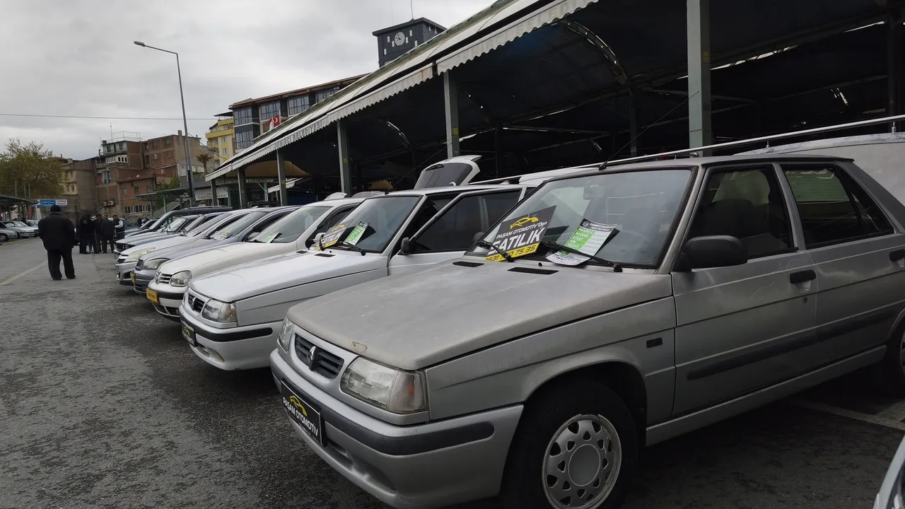 Yarım asırlık efsane! Değişensiz, 100 bin km'de… 210 bine alıcı buldu