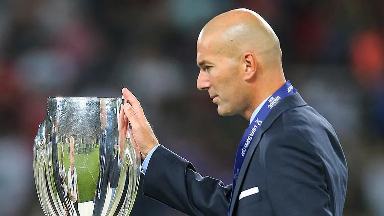 Zinedine Zidane'a teklif yapıldı: Hiç düşünmeden cevapladı