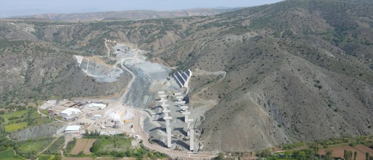 Ankara-Kırıkkale-Delice Otoyolu Projesi