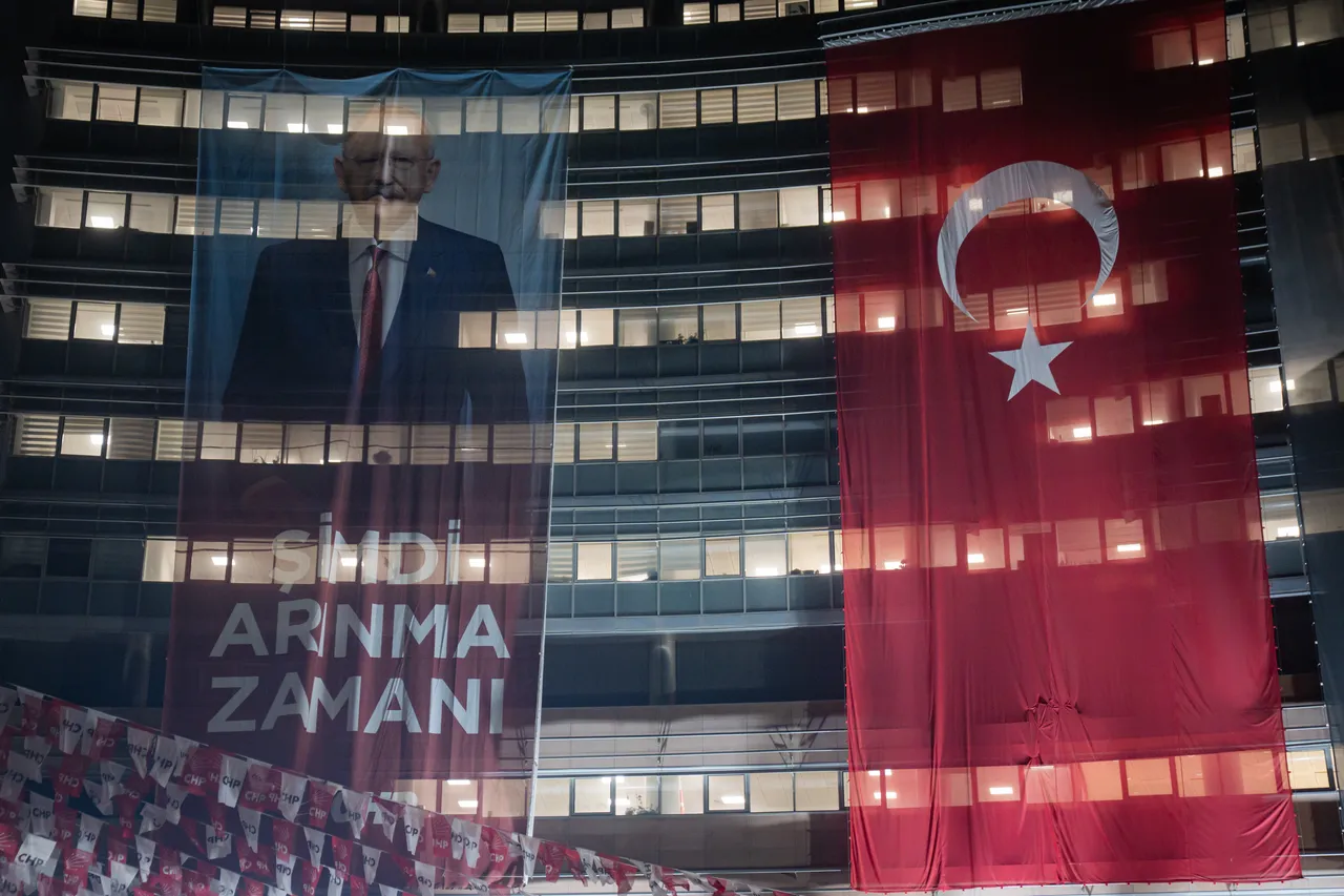 Kriz sosyale taşındı! CHP, dijital alanda da ayrıştı