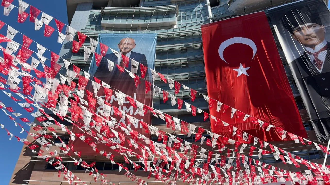 'Şimdi arınma zamanı' pankartları asıldı! Kılıçdaroğlu bugün ne açıklayacak?