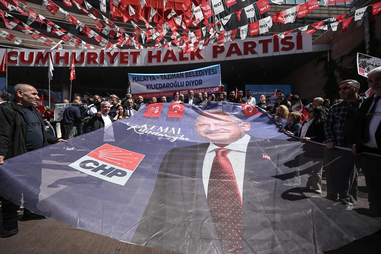 'Şimdi arınma zamanı' pankartları asıldı! Kılıçdaroğlu bugün ne açıklayacak?