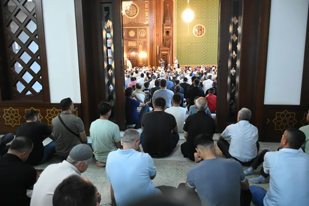 Teşrik tekbiri ne zaman biter, son teşrik tekbiri ne zaman söylenir?