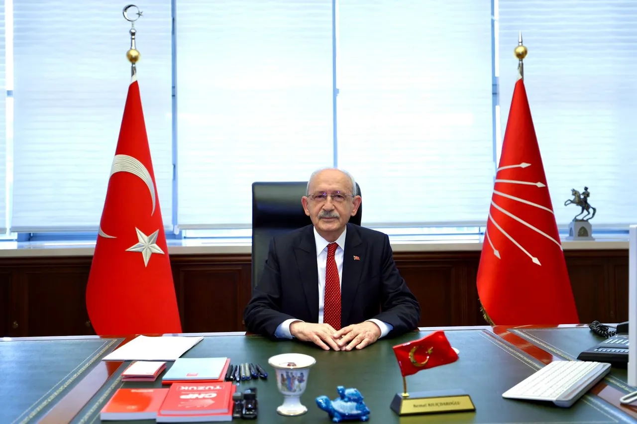 CHP'de iki isim arasındaki rekabet kızışıyor: Kılıçdaroğlu iptal etti Özgür Özel ısrarcı