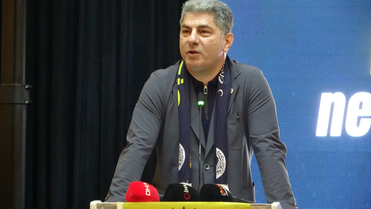 Fenerbahçe Başkan Adayı Hakan Safi