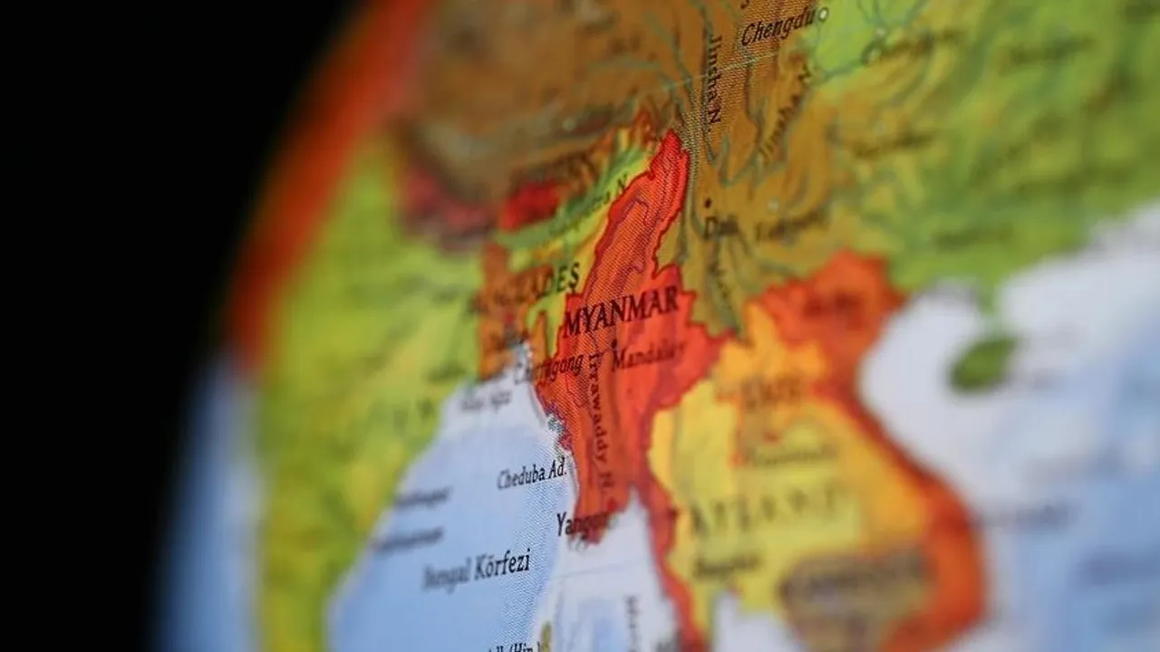 Myanmar'da patlama! 6'sı çocuk 46 kişi hayatını kaybetti