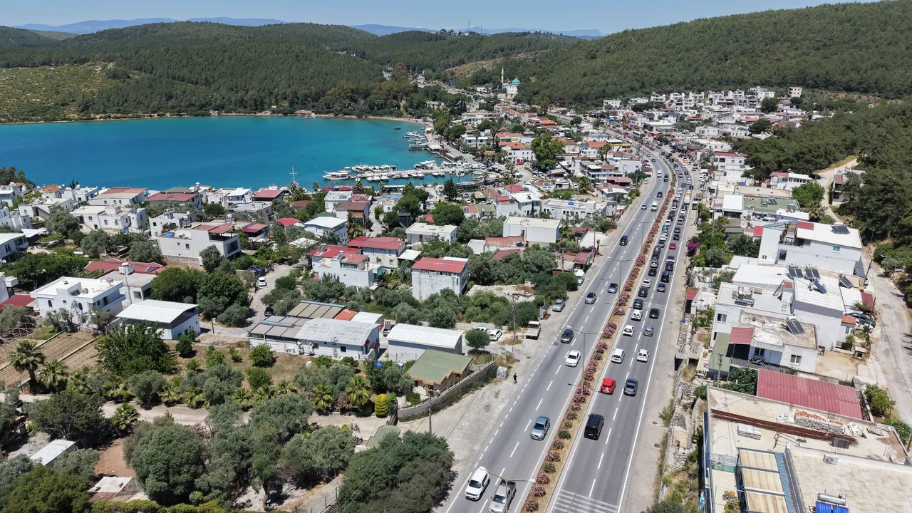 Son 36 saatte 25 binden fazla araç çıkışı! Bayramda akın akın gittiler… Doluluk yüzde 90’a ulaştı