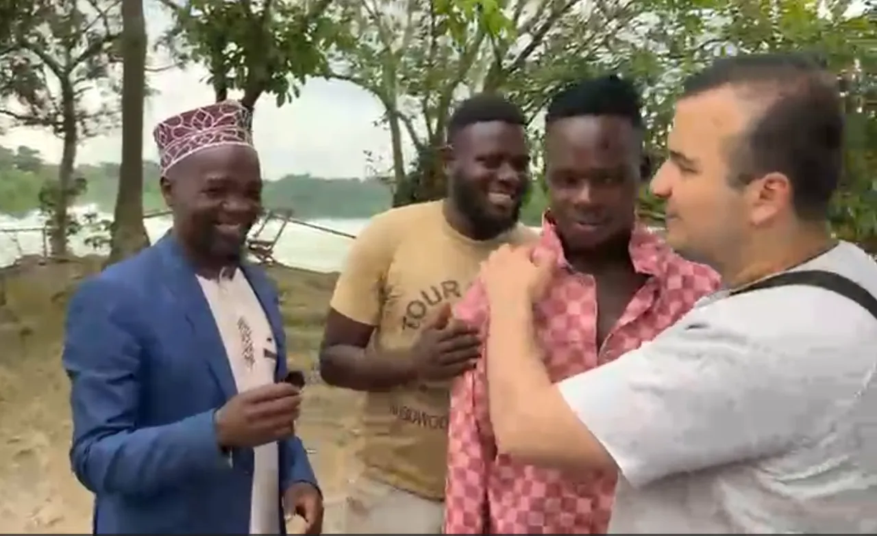 Türkleri görünce Müslüman oldu! Ugandalı gencin arayışı karşılık buldu
